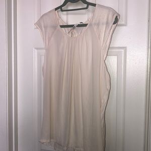💜Sleeveless top from LAUREN CONRAD